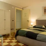Mi Tu Apartments