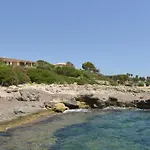 Charming Villa With Sea Views