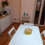 La Suite Dei Ricami