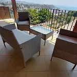 Nuovo Apt in Villa full optional con piscina e veranda vista mare a 500 mt dalla spiaggia della Scala