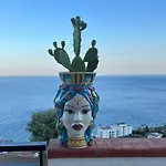 La Baia Delle Sirene Luxury Apartment