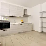 4 Bedroom Cozy Home In Mascalucia