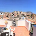 Frank'S House - Appartamento Con Terrazzo In Centro