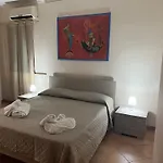 Leontini House