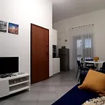 Casina Al 32