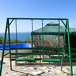 Villetta Vista Mare Con Piscina, Giardino E Parcheggio Privato