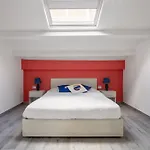 Urban Palartment