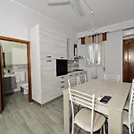 Etnapartment 1