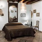 Filippo'S Holiday House
