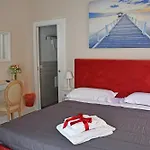 B&B Romeo Luxury Rooms