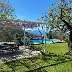 Villa In Campagna Con Piscina
