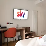 Suites Di Costanza