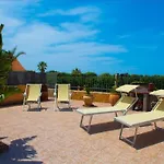 Helle Editerrane Villa Mit Terrasse Und Garten Nur 50 Meter Vom Meer Entfern