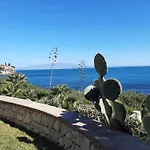 Appartamento In Villa Al Mare - Baia Di Arcile