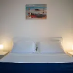 Villa Seaside - Beach Retreat With Jacuzzi