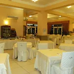 King'S House Hotel Resort
