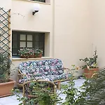 Palazzo Serraino Residence
