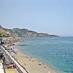 Ig-Tysandros Hotel Apartments
