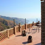 Villa Almoezia Charming B&B
