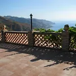 Villa Almoezia Charming B&B