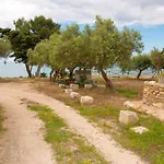 Case Bongiovi