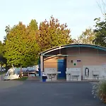 Camping De Tournus - Drole De Cabane
