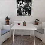 Il Giardino Di Lucia
