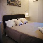 Holiday House Plebiscito