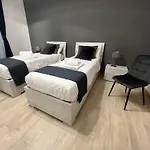 Gioeni Home