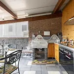 Studio Serena By Interhome