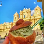 Love Noto