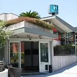 Catania Hills Residence