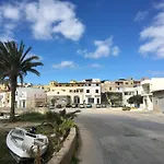 A Due Passi Da Cala Pisana