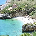 L'Isola Del Sole