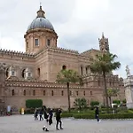 Cathedral Apartment