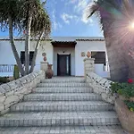 Villa Uruca