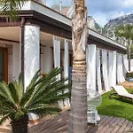 Villa Mit 3 Schlafzimmern Mit Herrlichem Meerblick Und Jacuzzi