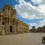 La Terrazza Sull'Antico Mercato Di Ortigia