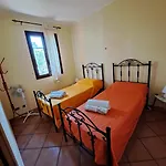 Tusa Appartavilla Residence Le Case Del Sole Campofelice Di Roccella