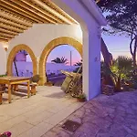 Villa Maraus By Posarellivillas