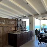 Araja Villa&Suite By Geocharme