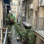 Triscele House - Corrieri