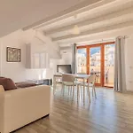 Marina Di Petrolo Apartments