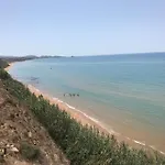 Torredigaffe Home, Una Casa Nella Piazzetta Del Borgo A Due Passi Dal Mare