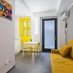Cutrone Romantic Apartments By Wonderful Italy