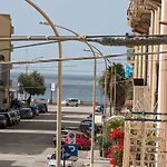 Tra Terra E Mare Apartment
