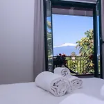 Villa Iris