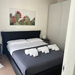 Lady F Apartment