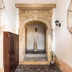 Palazzo Bozzanca Apartments By Wonderful Italy