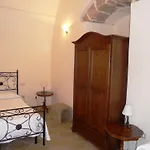 B&B Macrina